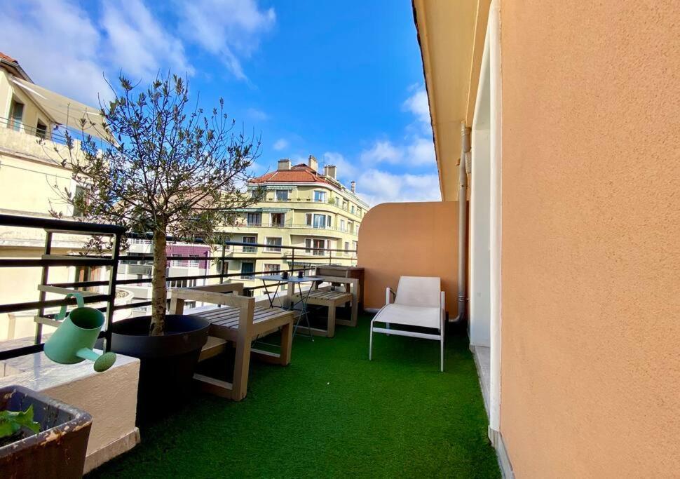 Appartamento Toit-Terrasse Traversant Plein Centre 100M Du Lac Annecy Esterno foto